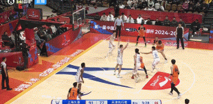 j9九游会官方登录勇气可嘉！李添荣溜底线欲隔扣 还是被张益炅大帽拒绝