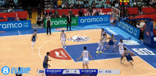 九游会·j9官方网站凌波微步🤩杨瀚森弧顶持球 左冲右突连续晃开防守轻松上篮打中